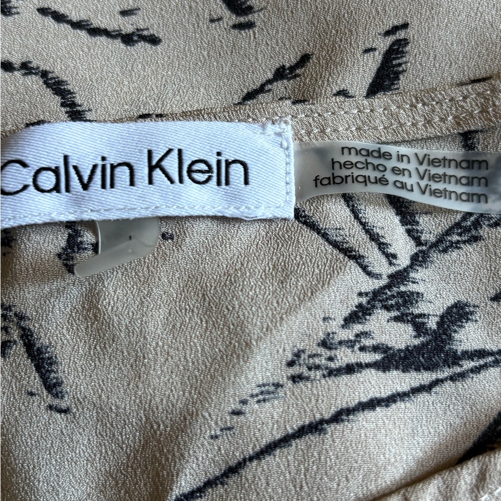 Calvin Klein Tan Floral Blouse - Picture 5 of 6